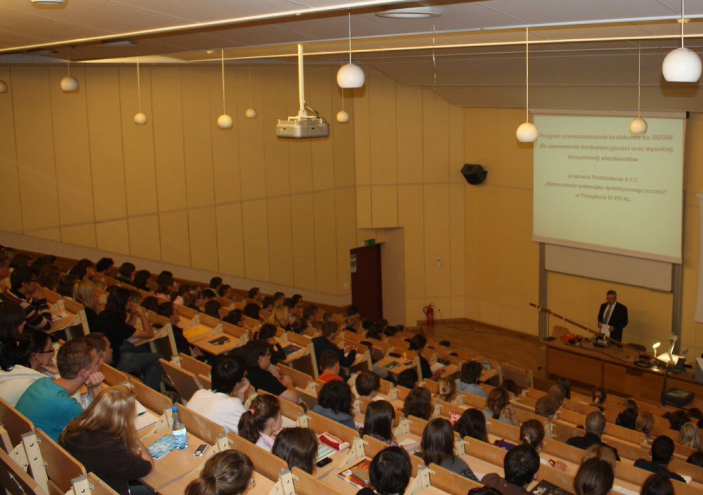 Studenci_wyklady_SGGW_001